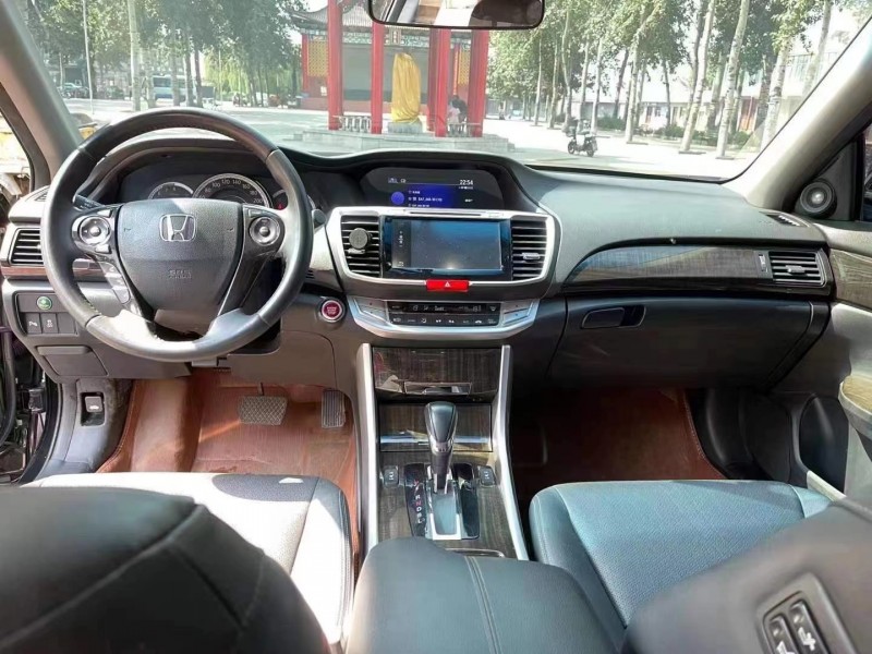 廊坊15年本田雅阁6