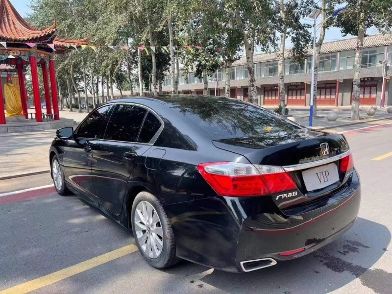 廊坊15年本田雅阁9