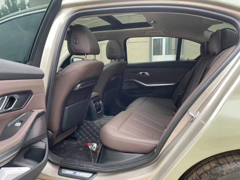 保定21年宝马3系6