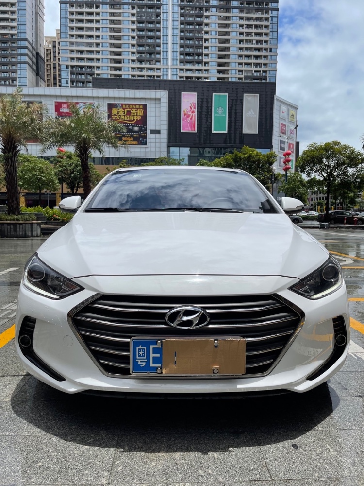 佛山19年现代领动9