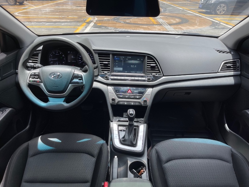 佛山19年现代领动6