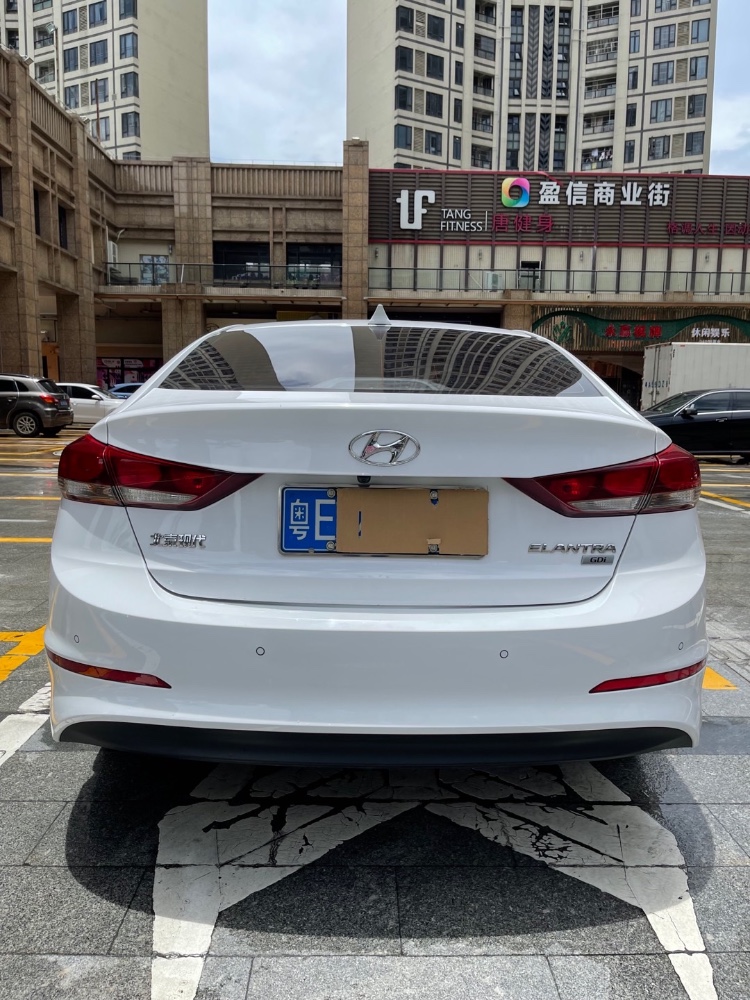 佛山19年现代领动1