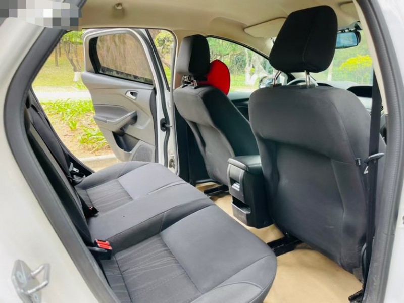 东莞17年福特福克斯6