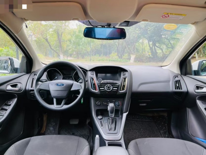 东莞17年福特福克斯5