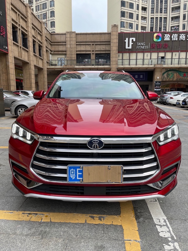 佛山19年比亚迪宋9