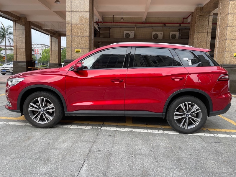 佛山19年比亚迪宋2