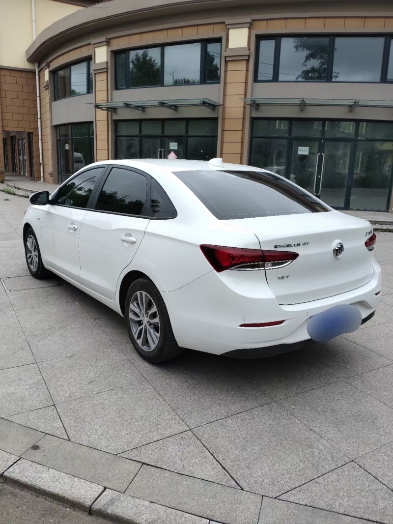 青岛抵押车19年别克英朗gt出售