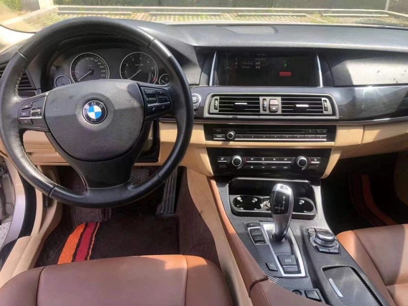 武汉13年宝马5系2