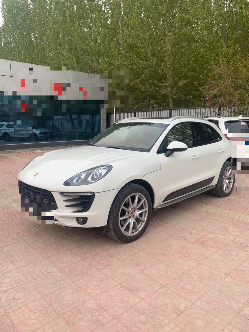济宁15年保时捷Macan8