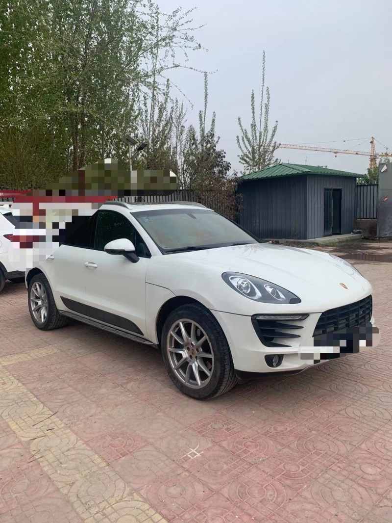 济宁15年保时捷Macan7