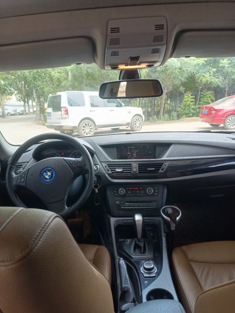 保定12年宝马X15