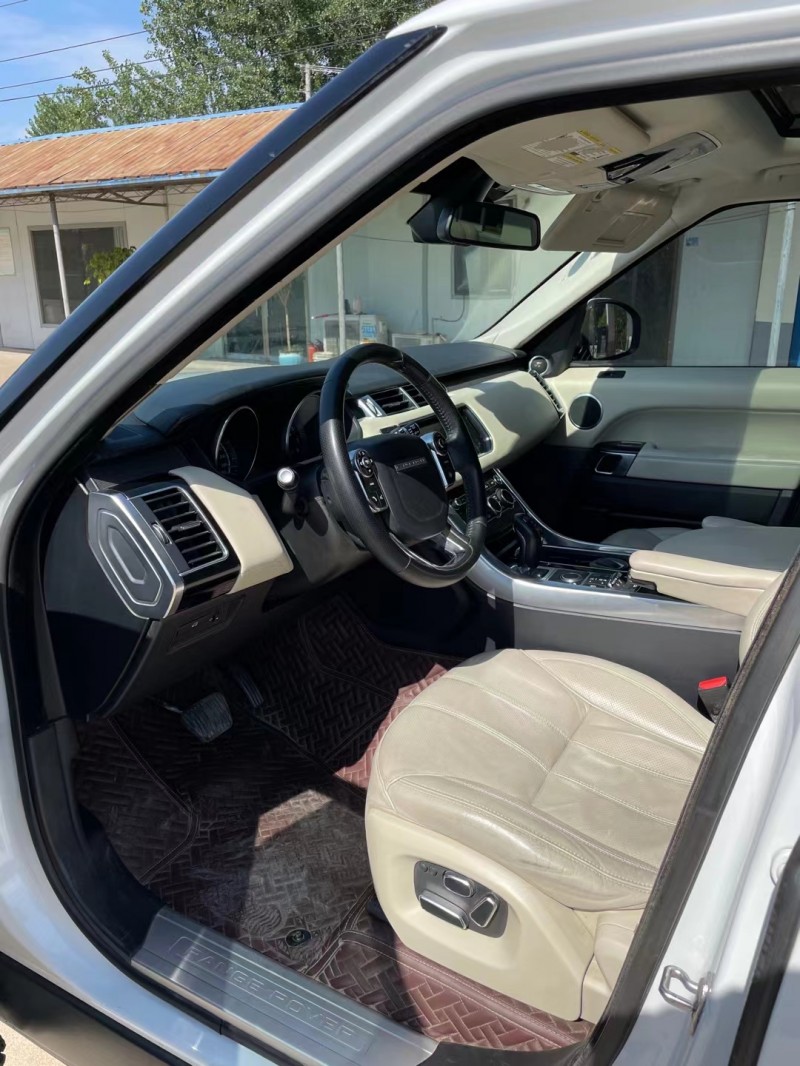 徐州14年路虎揽胜运动8