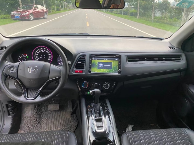 徐州15年本田缤智5