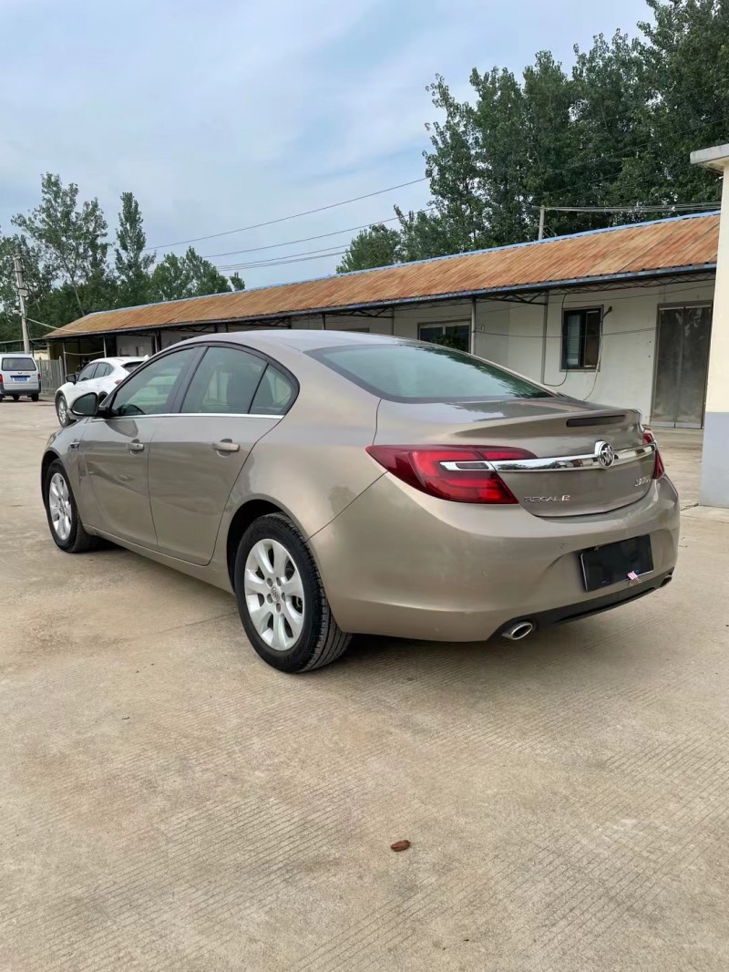 徐州15年别克君威5