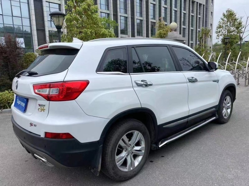 重慶18年長安汽車CS757