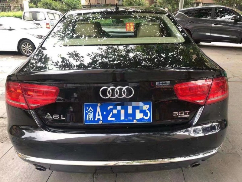 重庆11年奥迪A8L1