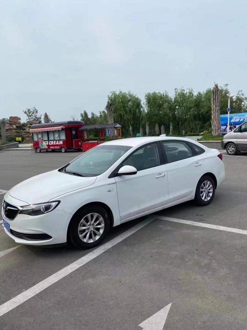 济宁20年别克英朗3