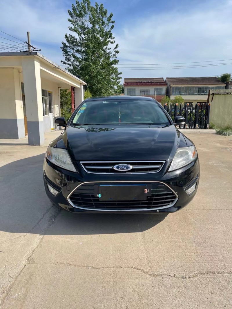 徐州12年福特蒙迪欧-致胜1