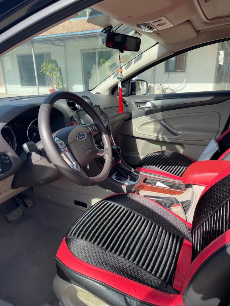 徐州12年福特蒙迪欧-致胜8