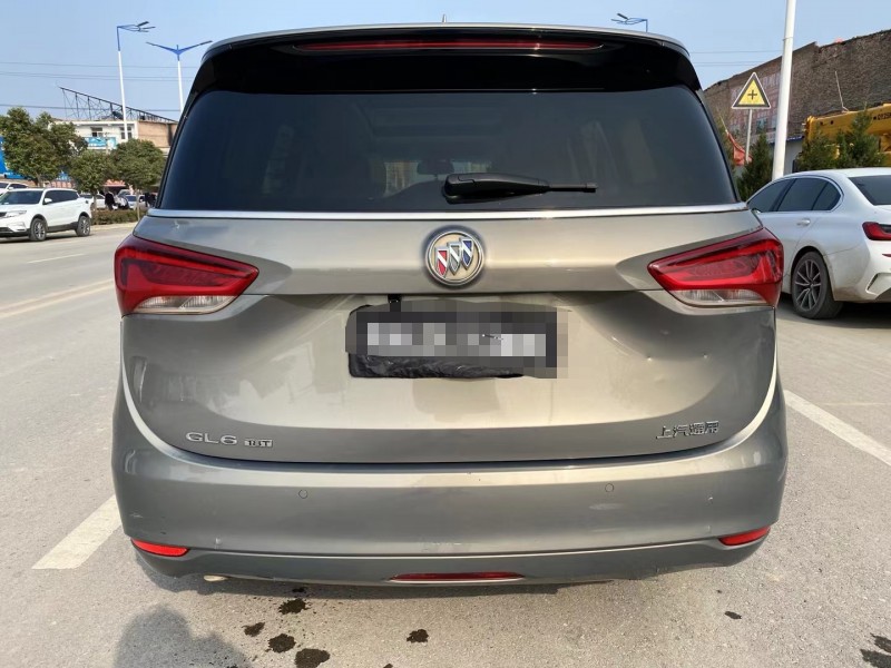 西安18年別克GL61