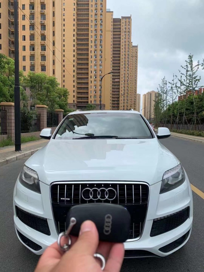 阜陽14年奧迪Q78