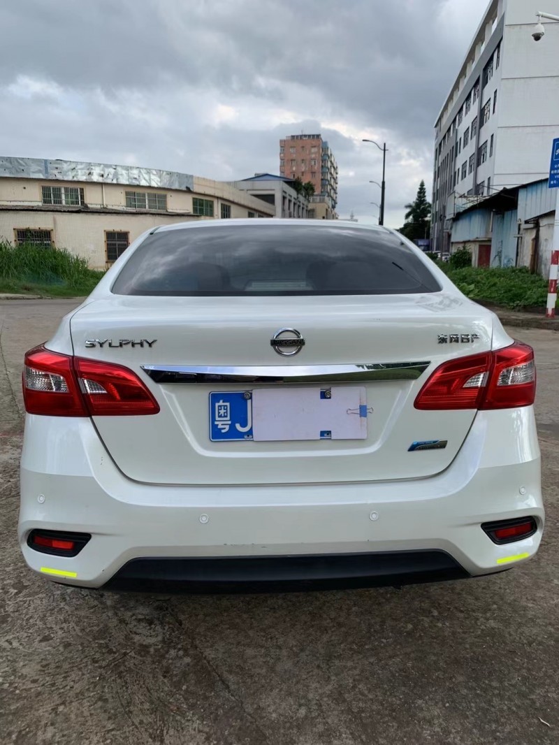 江門17年日產軒逸8