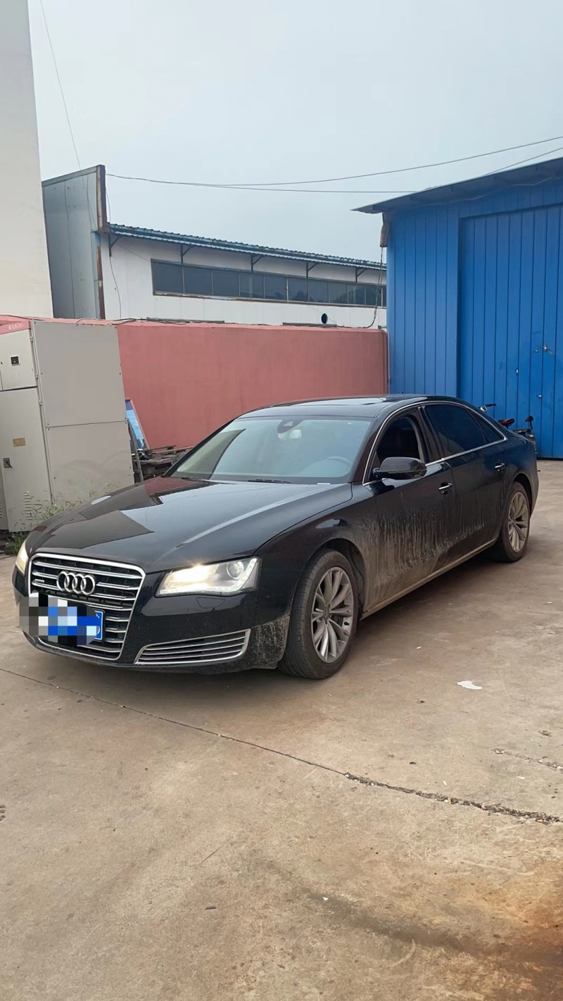 北京12年奧迪A8L2