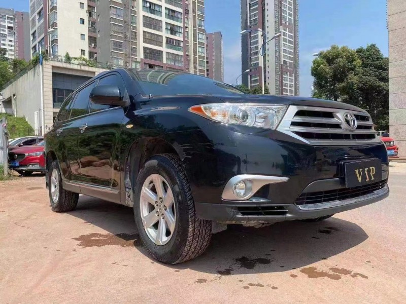 成都13年丰田汉兰达2