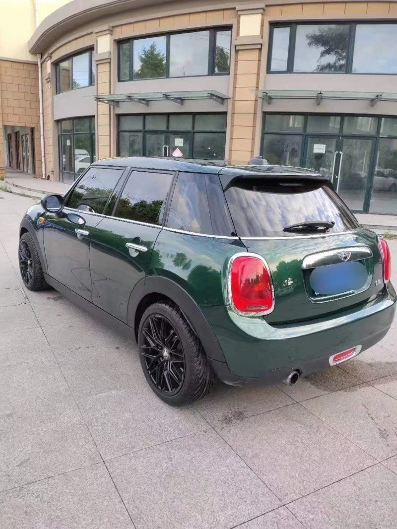 臨沂17年寶馬MINI2