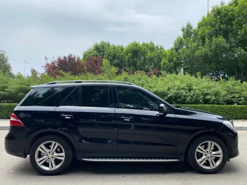 天津15年奔馳ML6