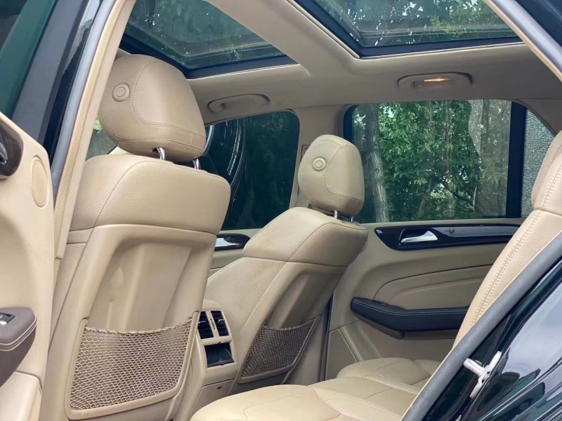 天津15年奔馳ML9