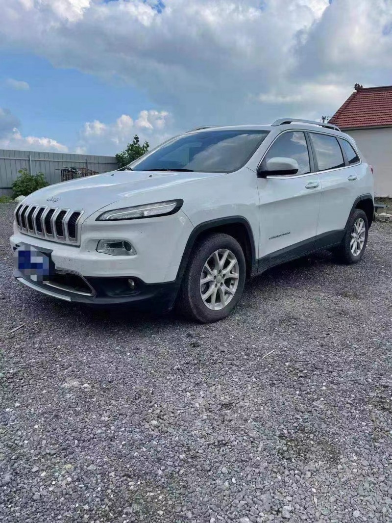 石家莊18年Jeep自由光2
