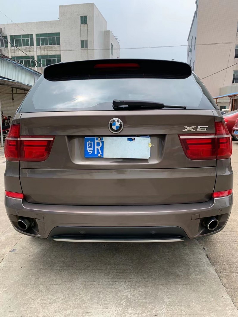 中山12年宝马X56