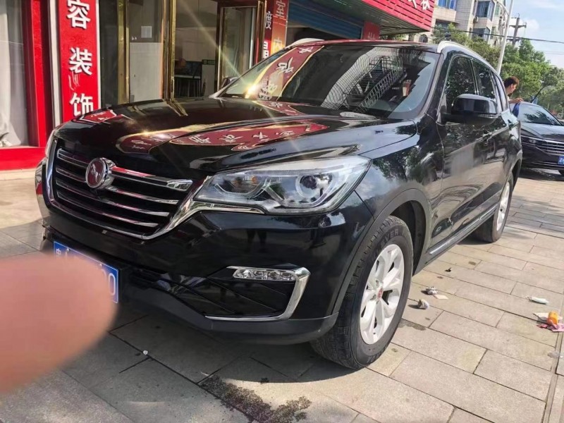 衡陽18年漢騰汽車X76