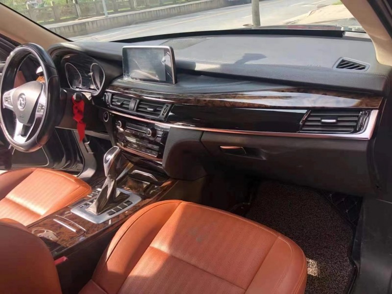 衡陽18年漢騰汽車X72