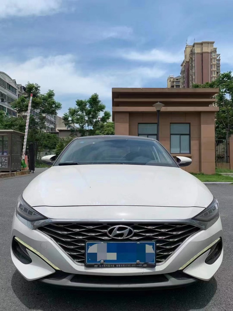 贛州20年現代菲斯塔1