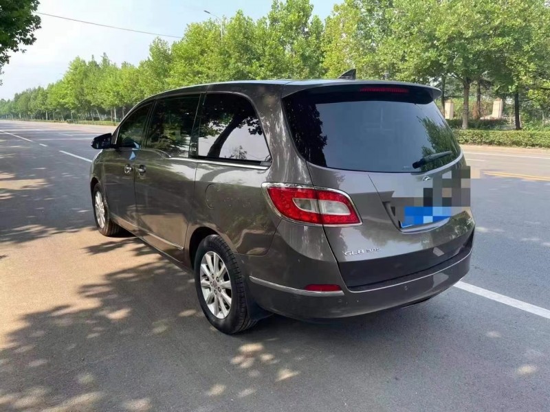 青岛12年别克GL87