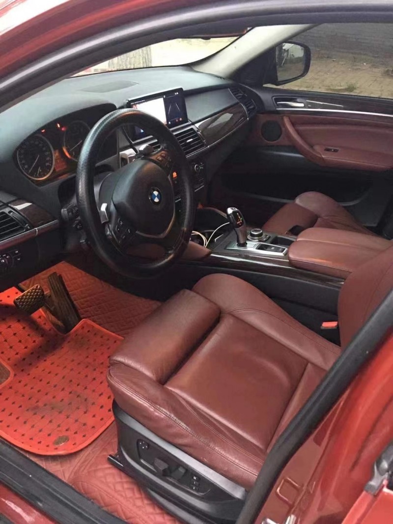 保定10年宝马X64