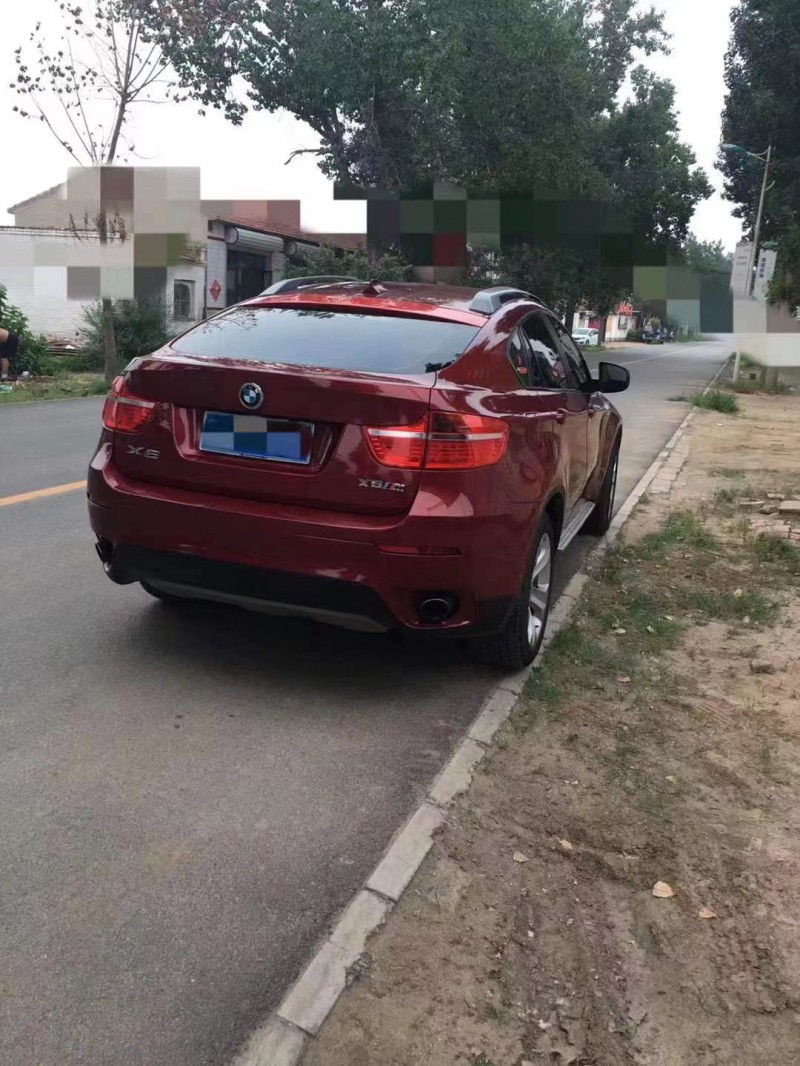 保定10年宝马X66