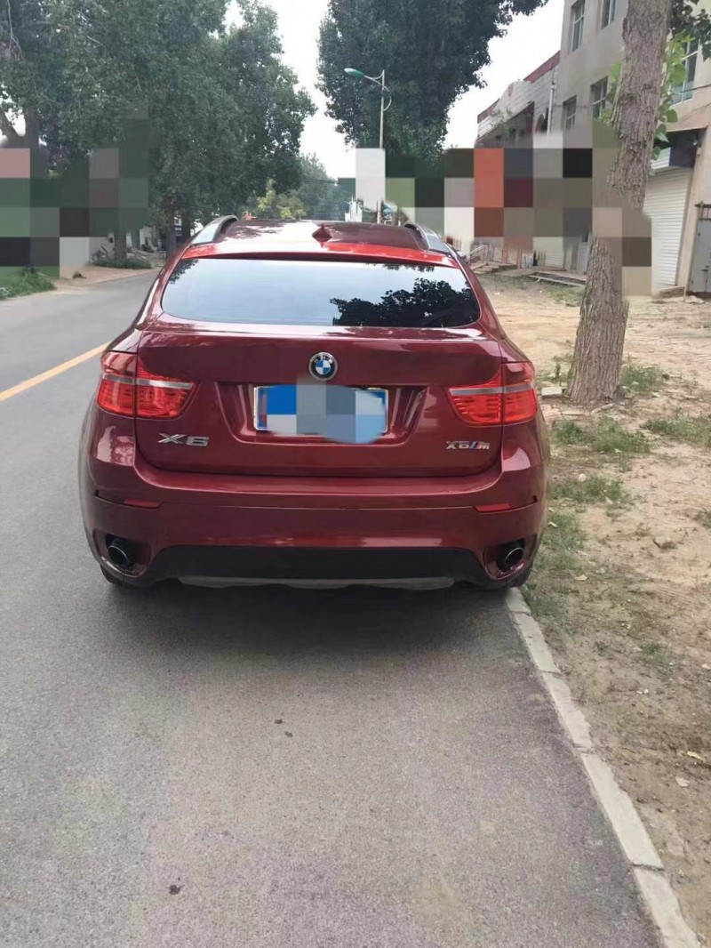 保定10年宝马X67