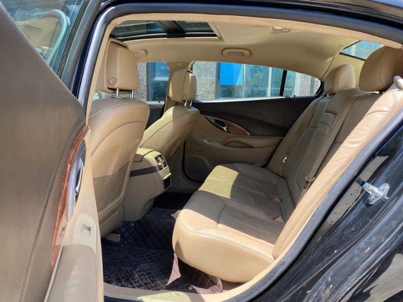 东莞11年别克君越7