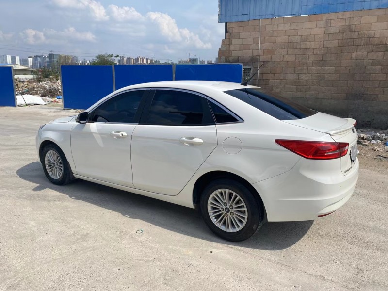 徐州17年福特福睿斯8