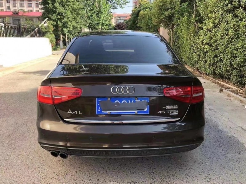 青岛15年奥迪A4L6