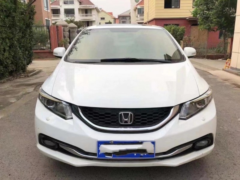 青岛15年本田思域1