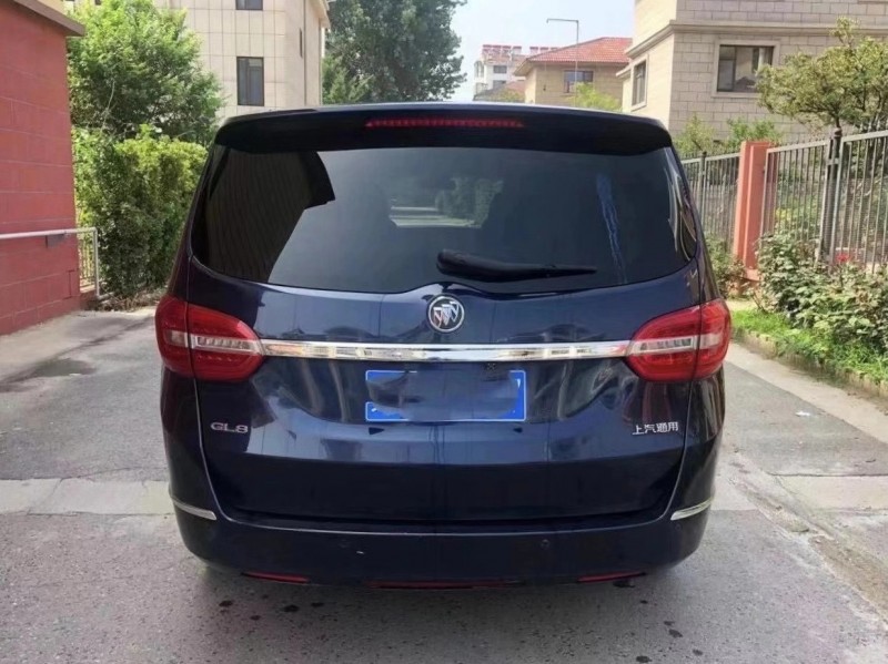 青岛17年别克GL86