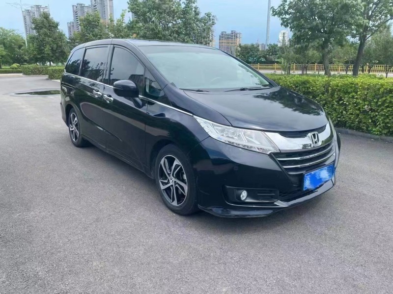 济宁17年本田奥德赛2