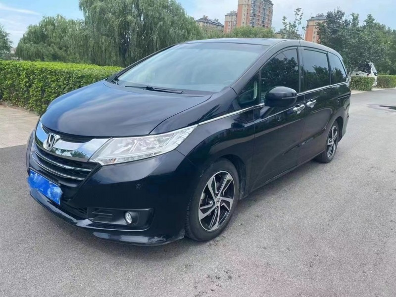 济宁17年本田奥德赛3