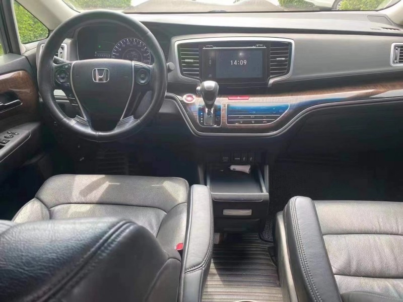 济宁17年本田奥德赛5