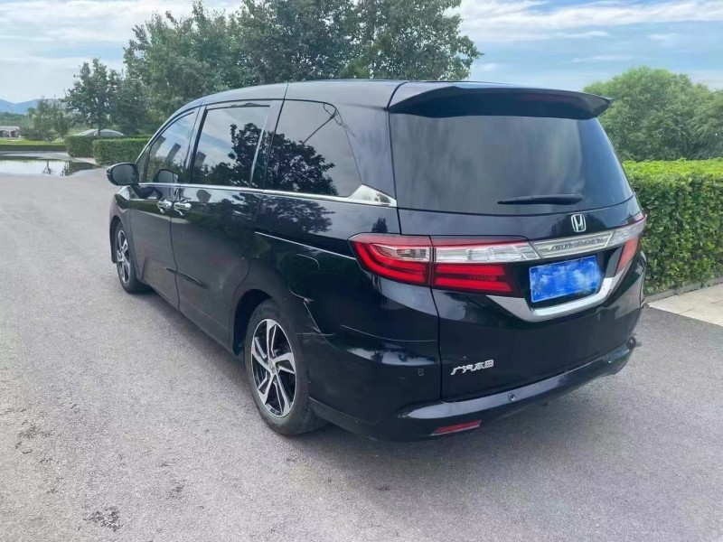 济宁17年本田奥德赛8