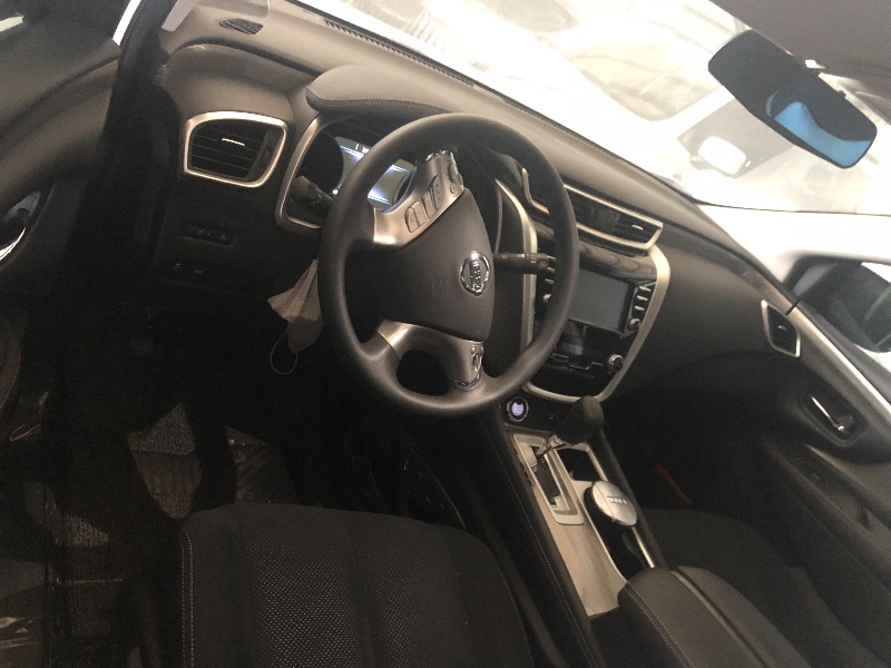 中山21年日产楼兰2